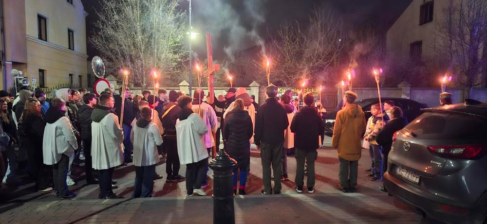 Nabożeństwo Drogi Krzyżowej 2026 ulicami Mszczonowa